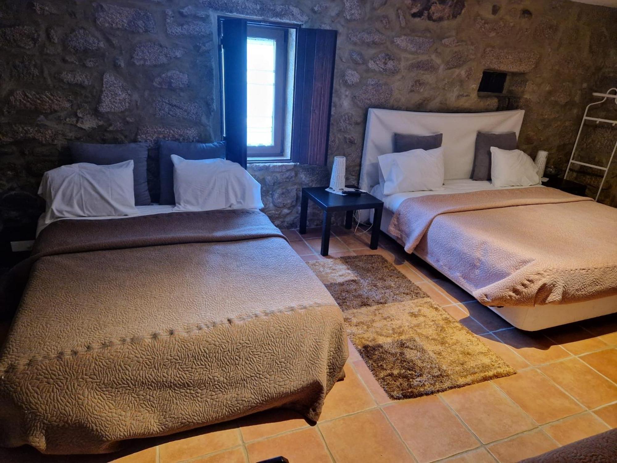 Hostal Quinta Damigo Seia Exterior foto